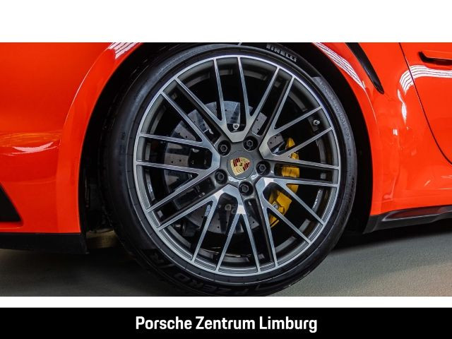 Porsche 992 911 Turbo S Burmester LiftsystemVA InnoDrive