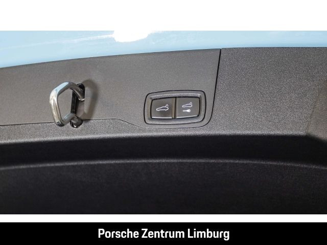 Porsche Taycan Turbo Cross Turismo Burmester HA-Lenkung