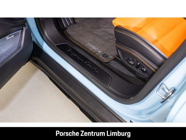 Porsche Taycan Turbo Cross Turismo Burmester HA-Lenkung