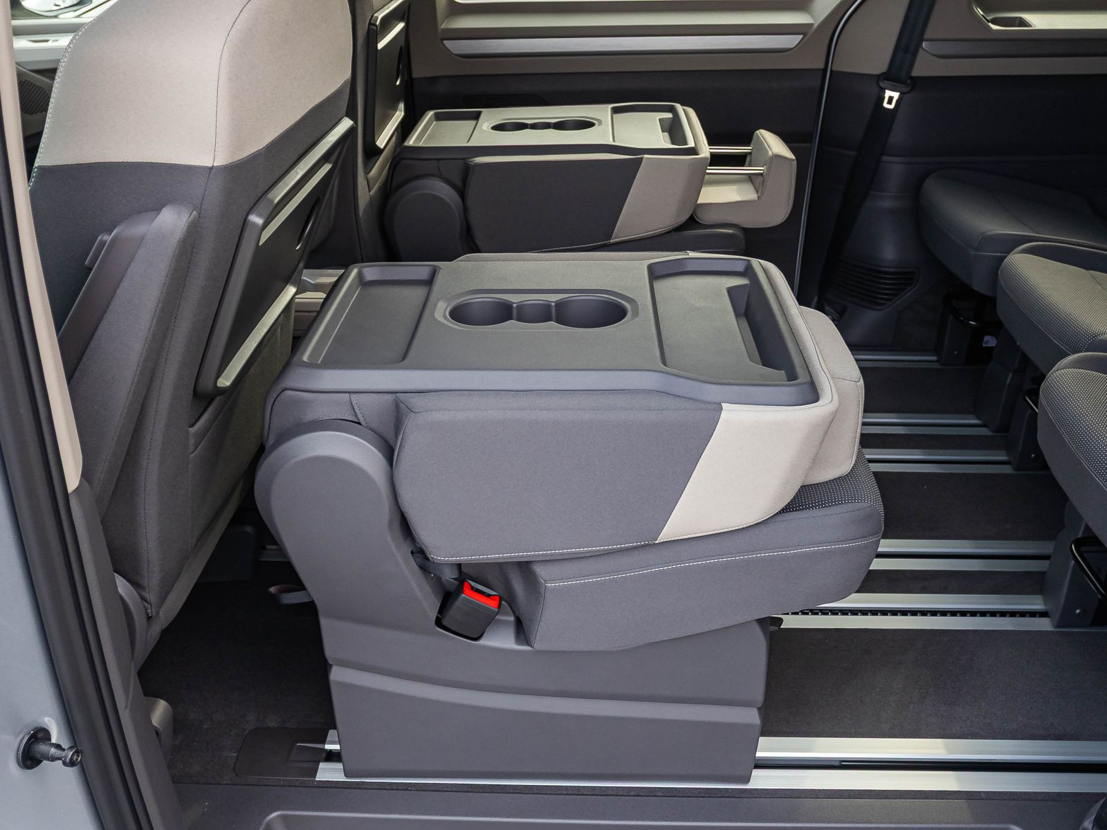 Volkswagen Multivan Life 2.0l 110kW | AHK | HUD | NAVI | KÜ