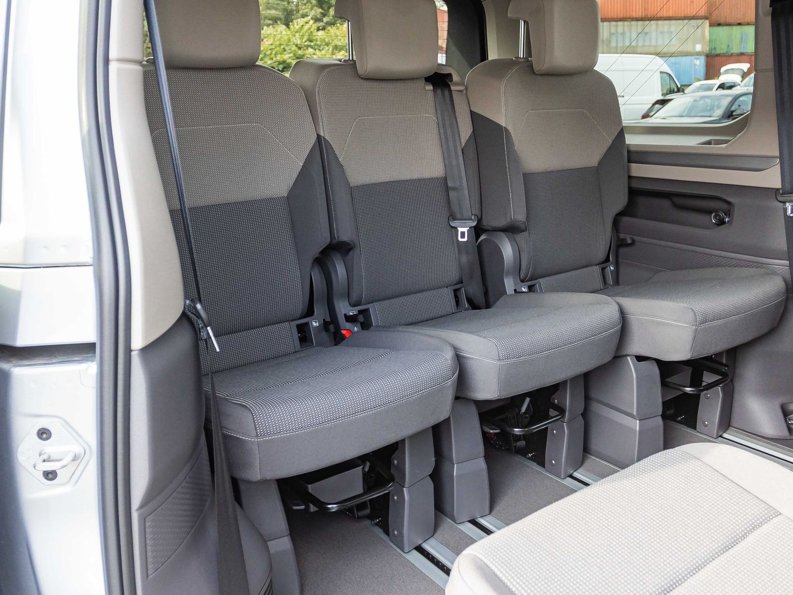 Volkswagen Multivan Life 2.0l 110kW | AHK | HUD | NAVI | KÜ