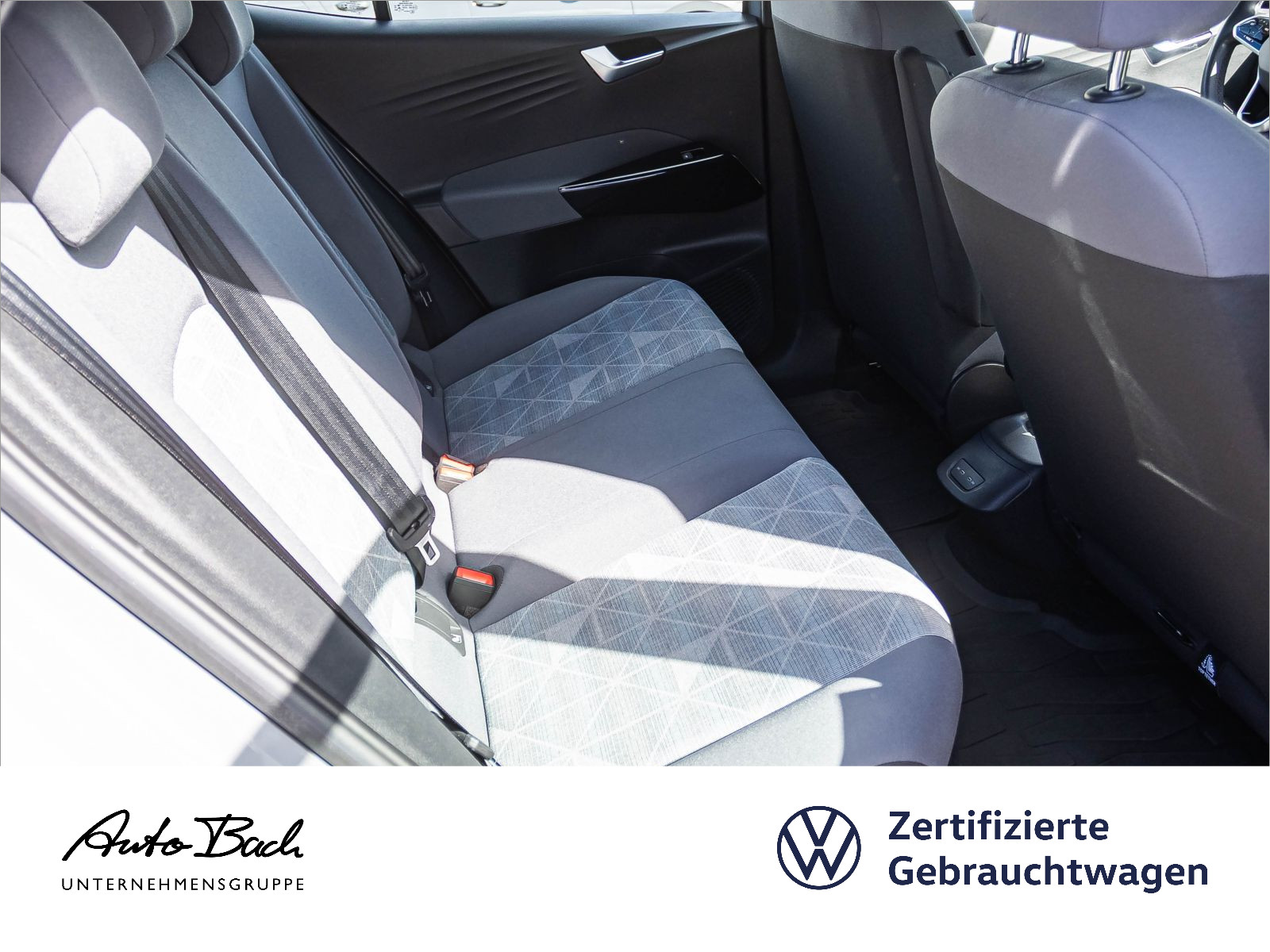 Volkswagen ID.3 Pro Performance Automatik Navi LED Standhzg ACC EPH DAB AHK