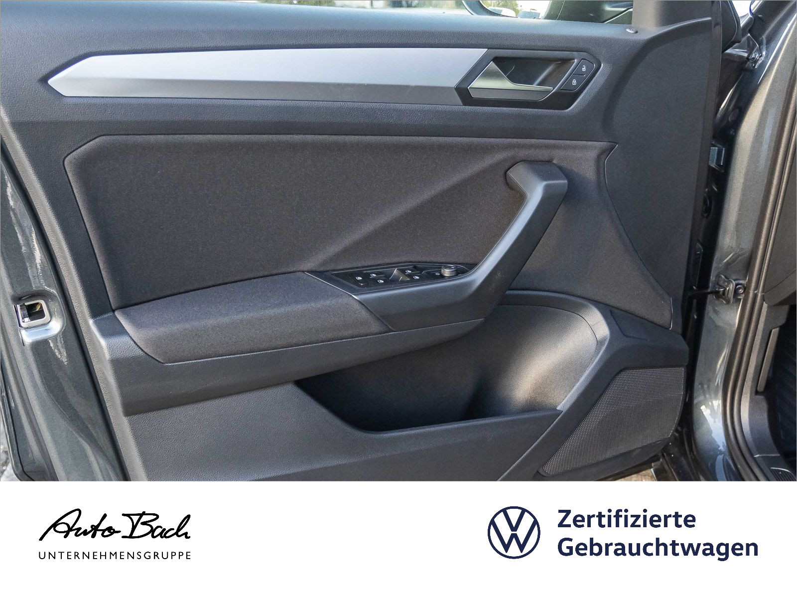 Volkswagen T-Roc 1.5 TSI Life DSG Navi LED Digital Cockpit EPH DAB