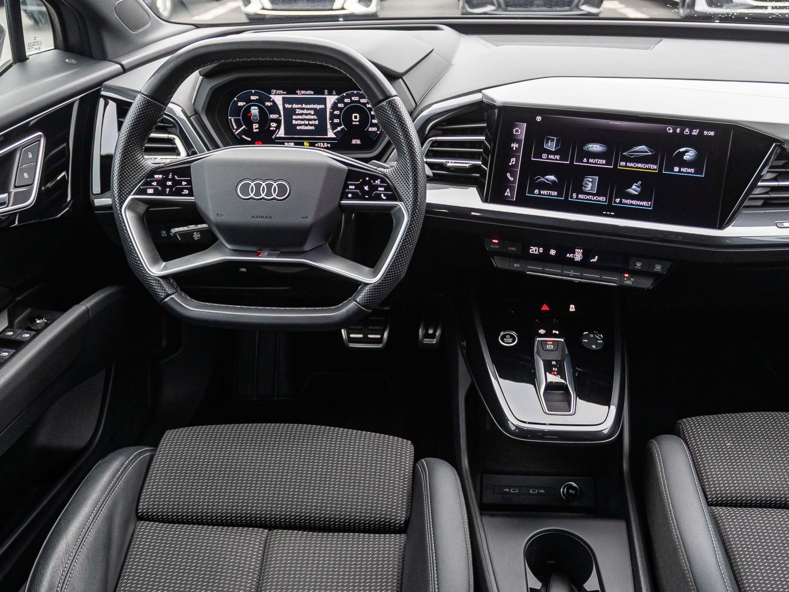 Audi Q4 e-tron S line 40 Navi Matrix HuD virtual GRA EPH DAB