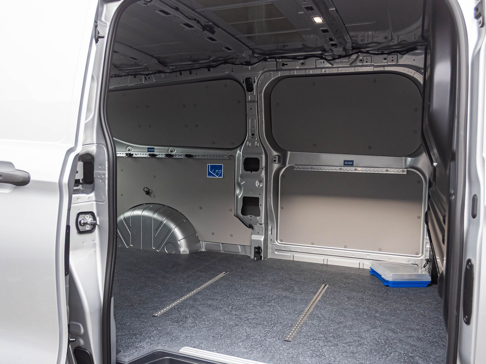 Volkswagen Transporter Kasten 2.0l 125kW TDI | Klima | ACC