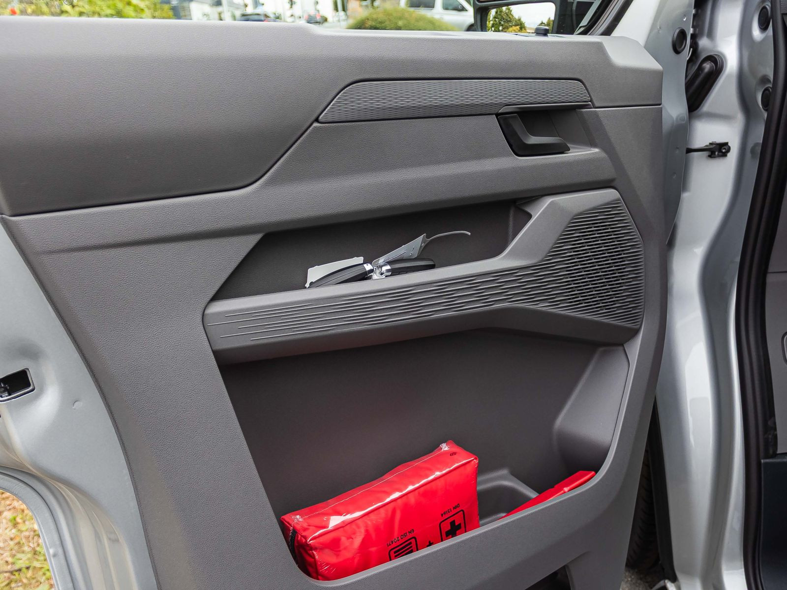 Volkswagen Transporter Kasten 2.0l 125kW TDI | Klima | ACC