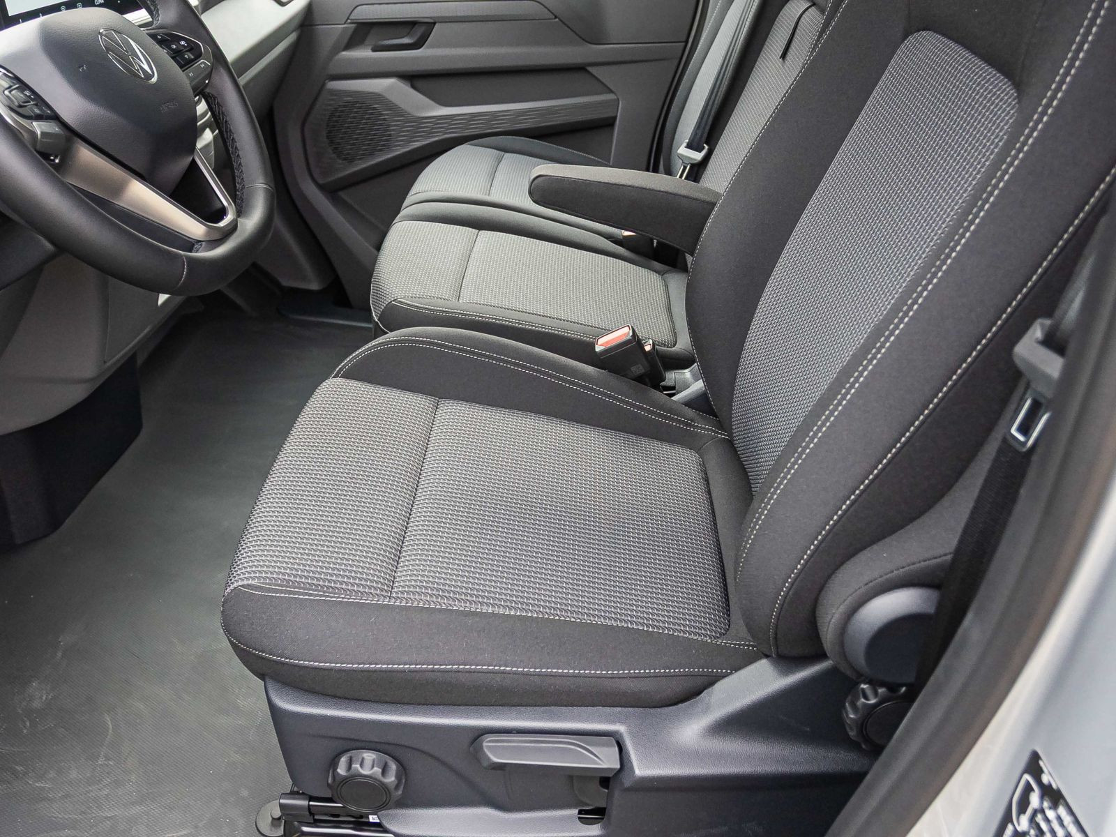 Volkswagen Transporter Kasten 2.0l 125kW TDI | Klima | ACC