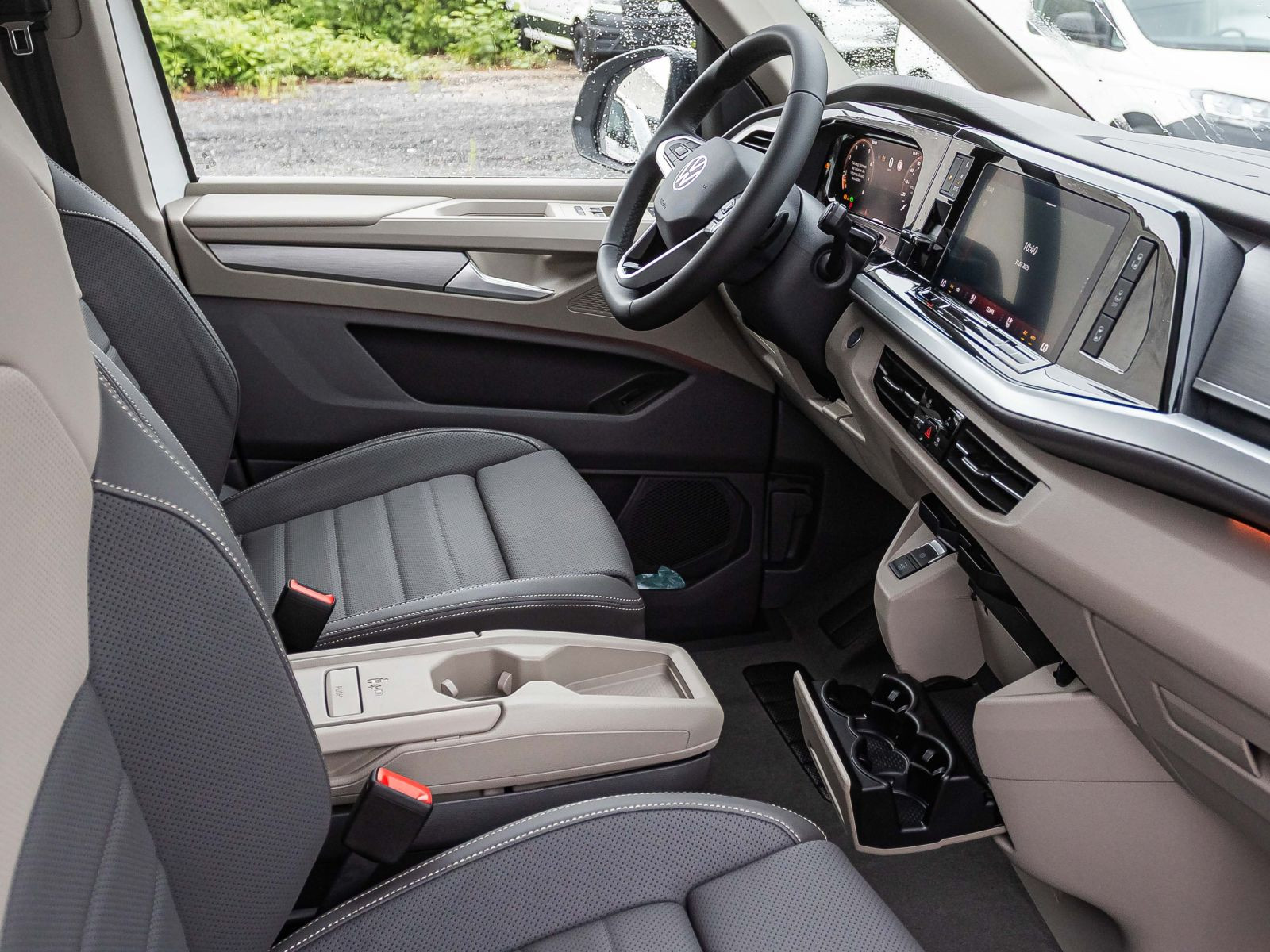 Volkswagen Multivan Edition 2.0l 150kW TSI | Pano | AHK |LÜ