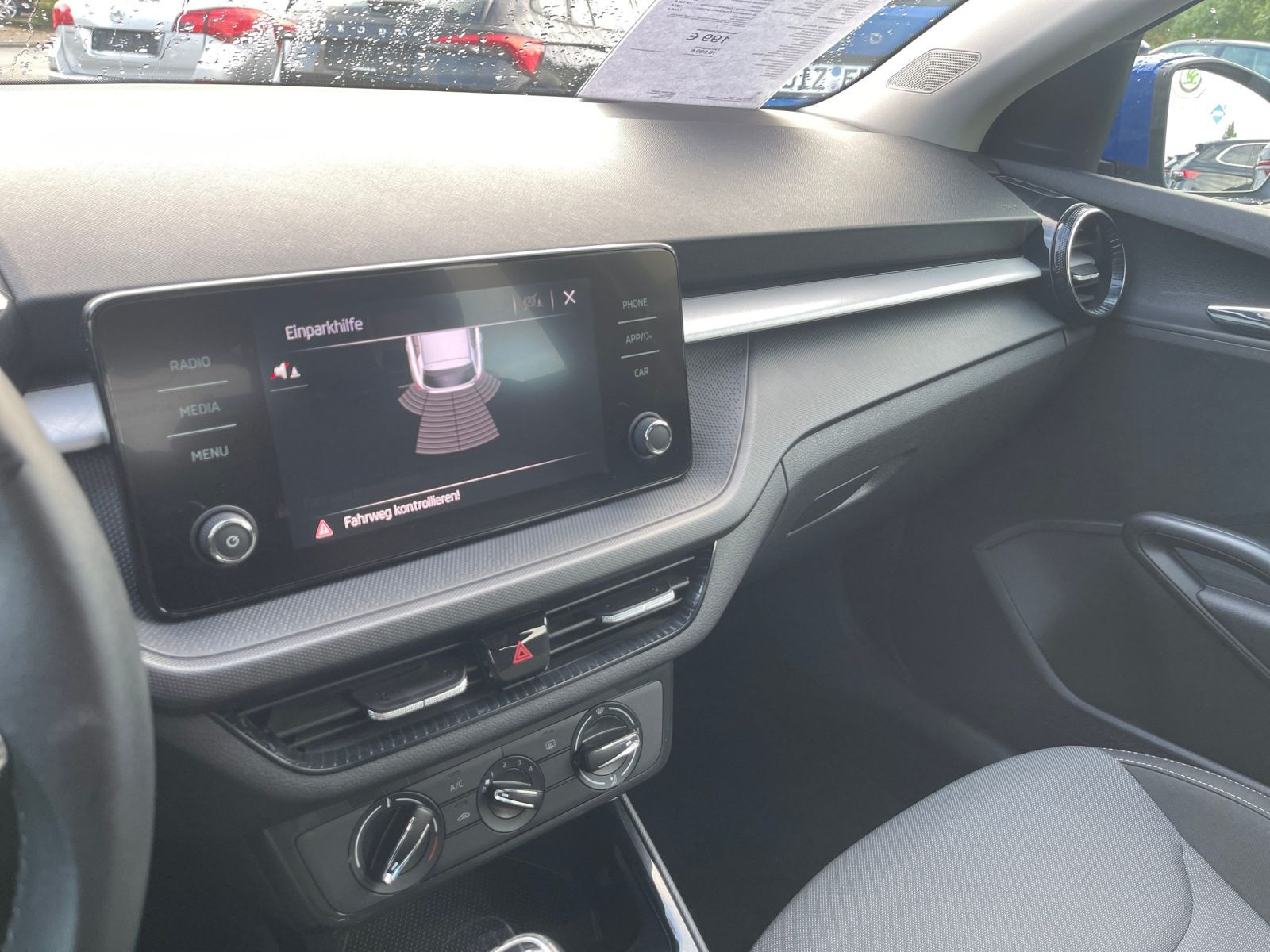 Skoda Fabia 1.0 TSI Selection LED GRA EPH DAB