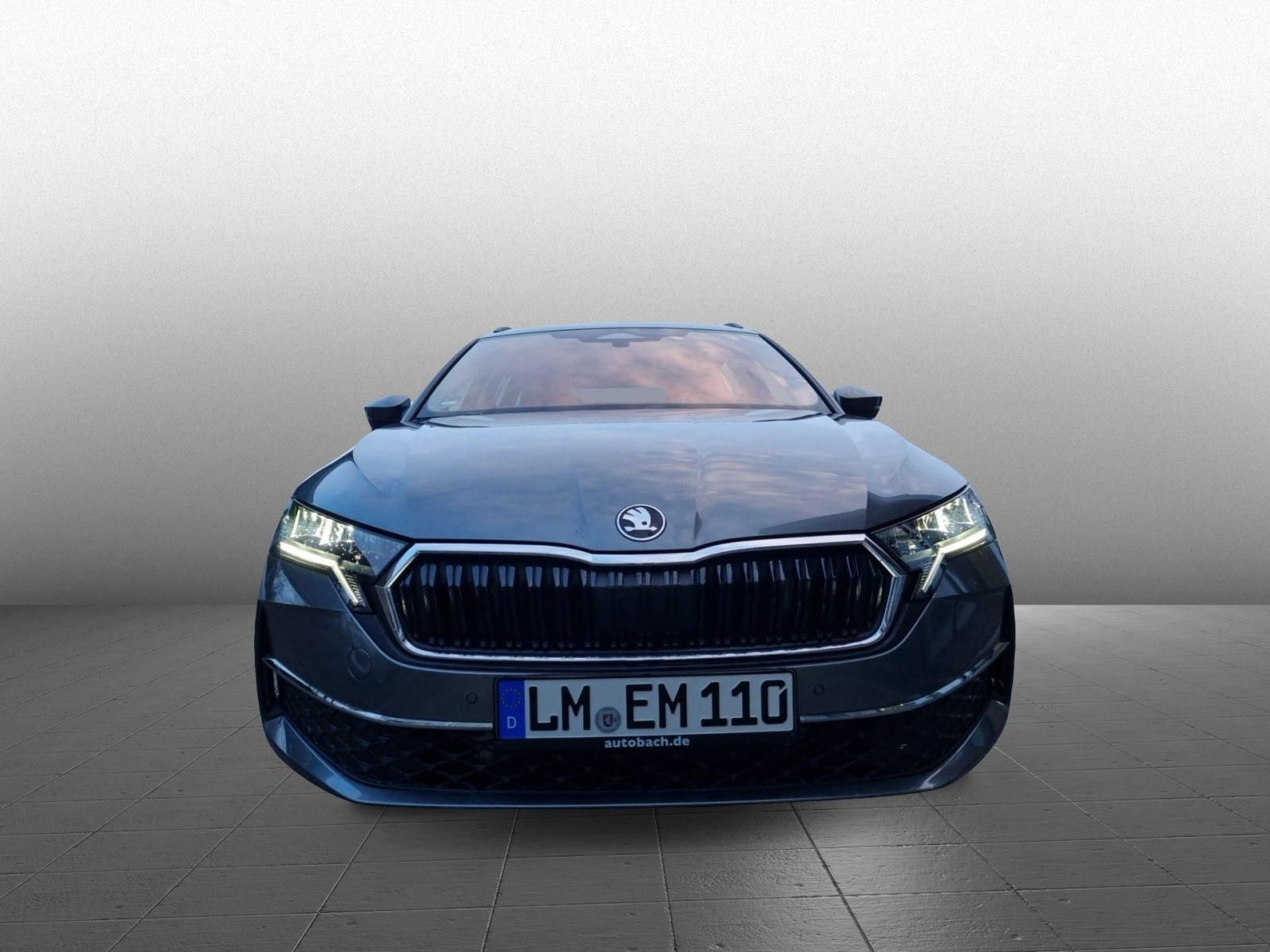 Skoda Octavia Combi Tour 2.0 TDI DSG Navi AHK LED KESSY