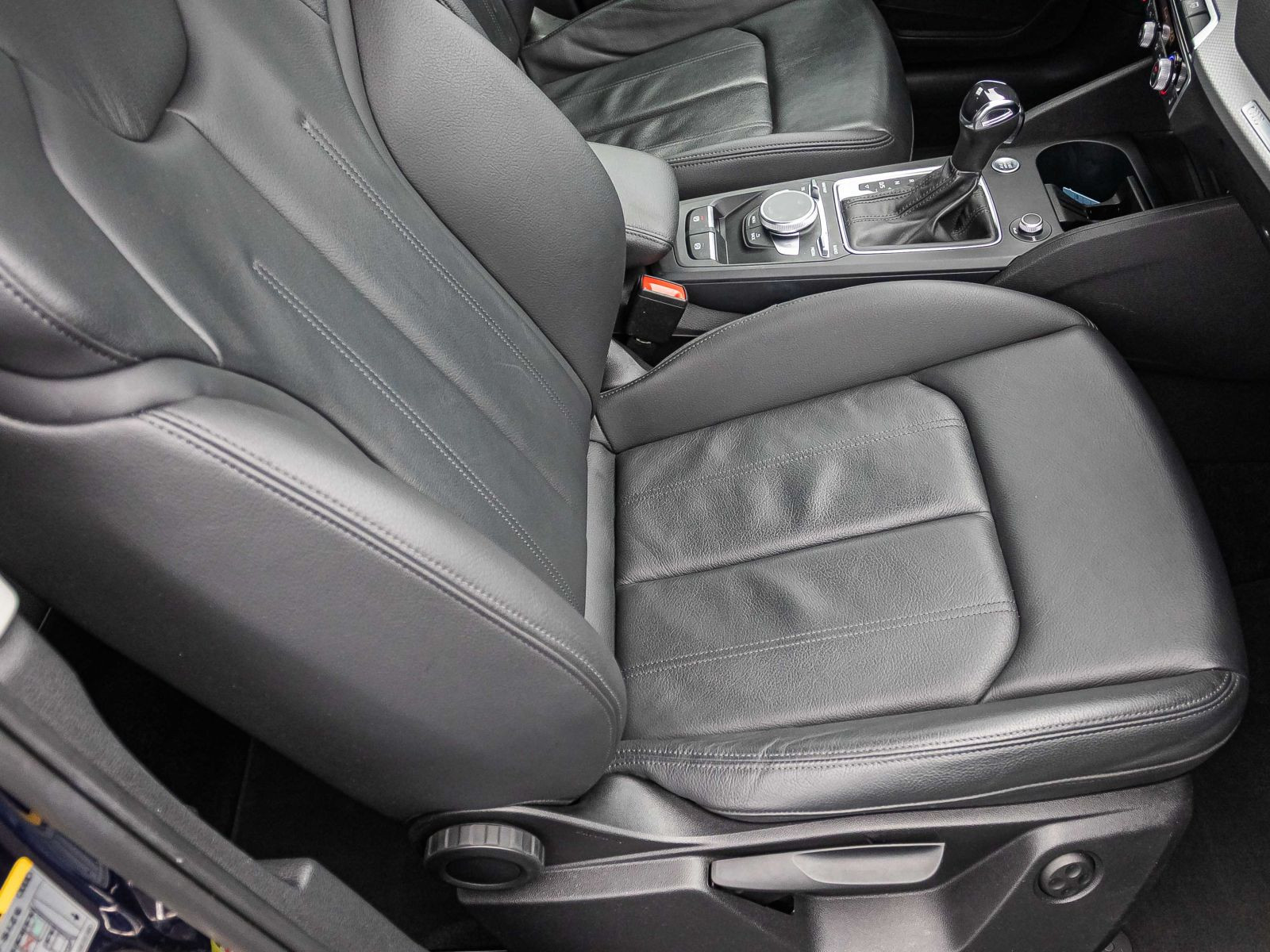 Audi Q2 S line 35TFSI Stronic Navi LED ACC EPH DAB