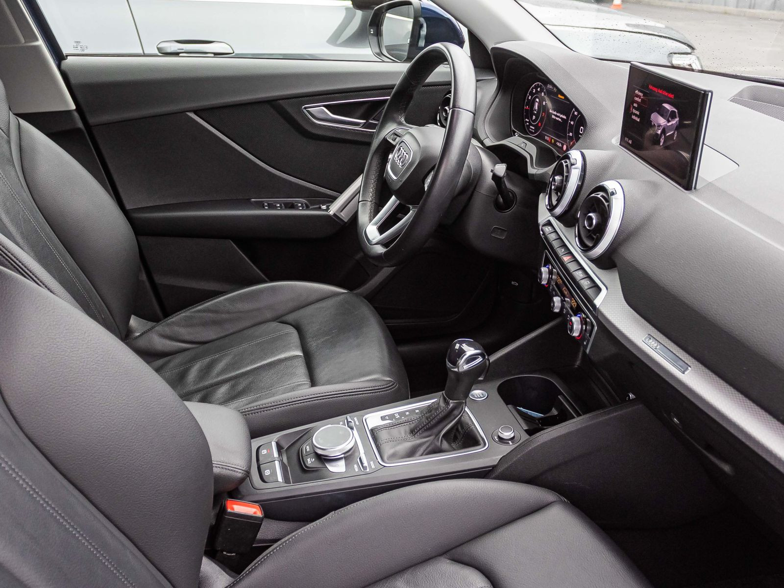 Audi Q2 S line 35TFSI Stronic Navi LED ACC EPH DAB