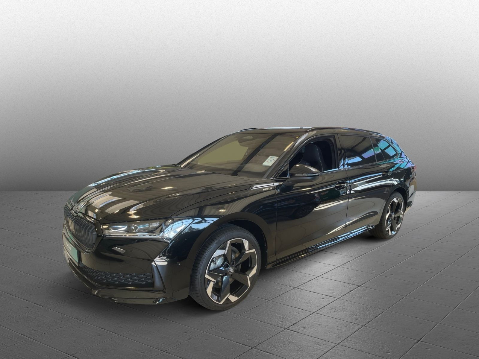 Skoda Superb Combi Sportline 2,0 TDI 142 kW 7-Gang-DSG 4x4