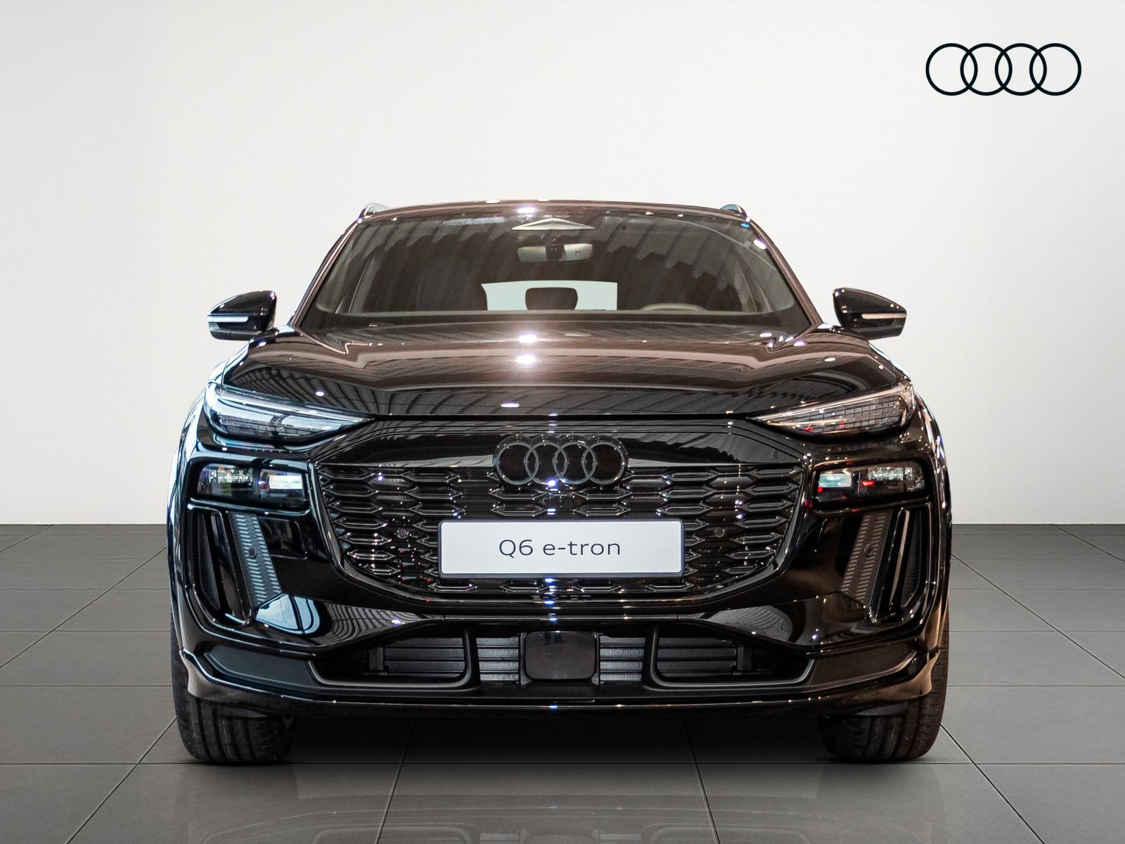 Audi Q6 Sportback S-line  quattro TECH-Pro Pano AHK 99.560,-€ UPE