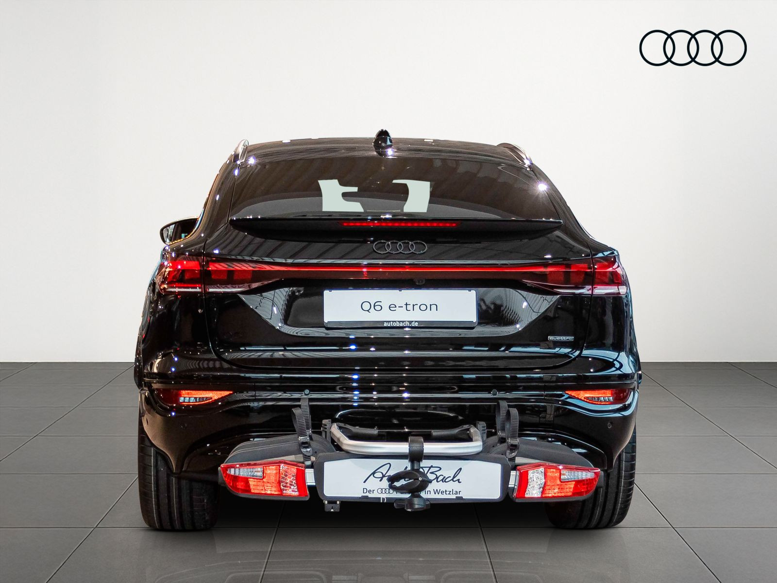 Audi Q6 Sportback S-line  quattro TECH-Pro Pano AHK 99.560,-€ UPE