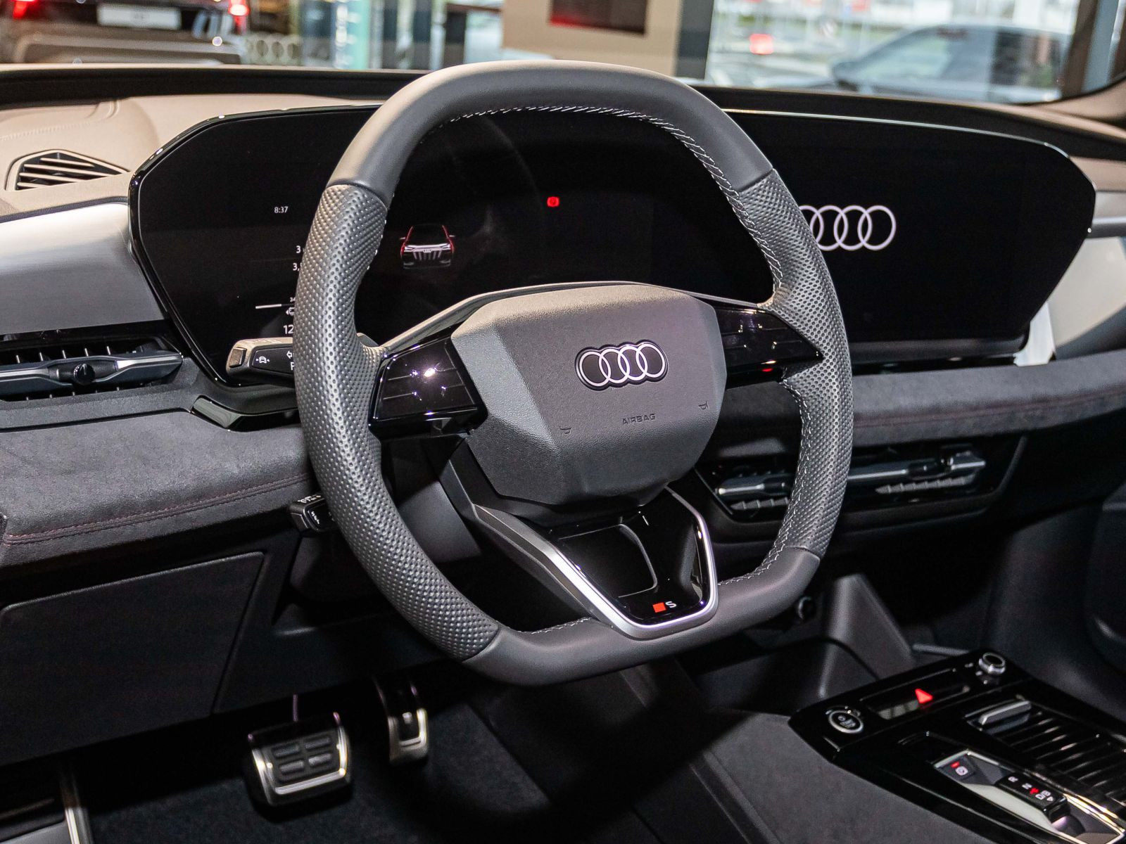 Audi Q6 Sportback S-line  quattro TECH-Pro Pano AHK 99.560,-€ UPE