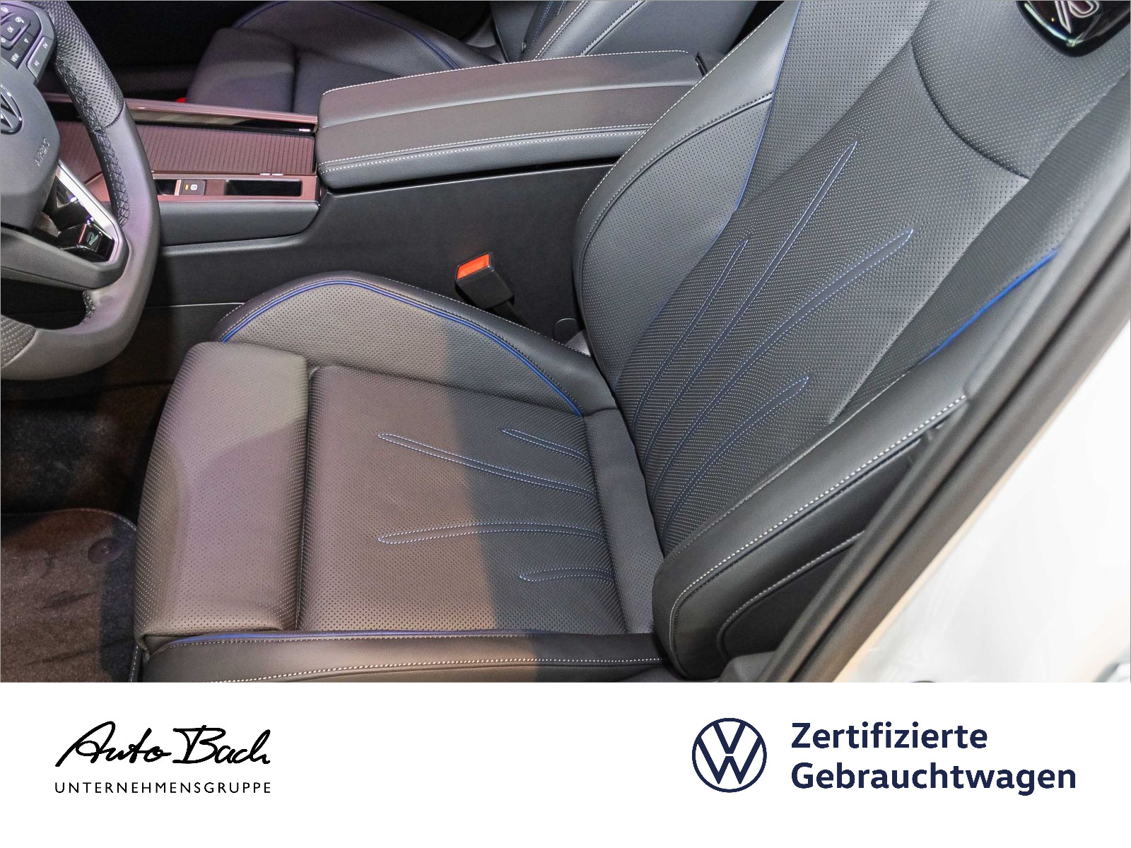 Volkswagen Passat Variant 2.0 TDI R-Line 4M DSG Navi LED Standhzg Panorama HuD ACC AHK