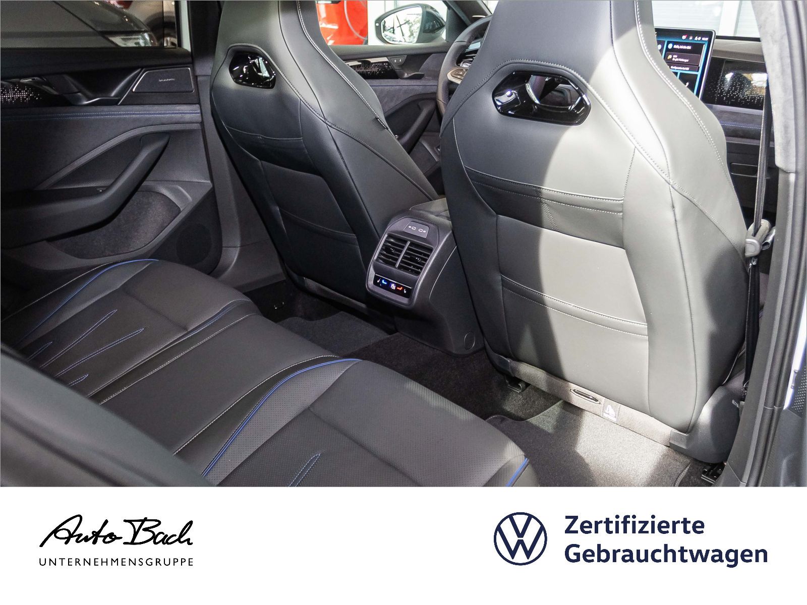 Volkswagen Passat Variant 2.0 TDI R-Line 4M DSG Navi LED Standhzg Panorama HuD ACC AHK