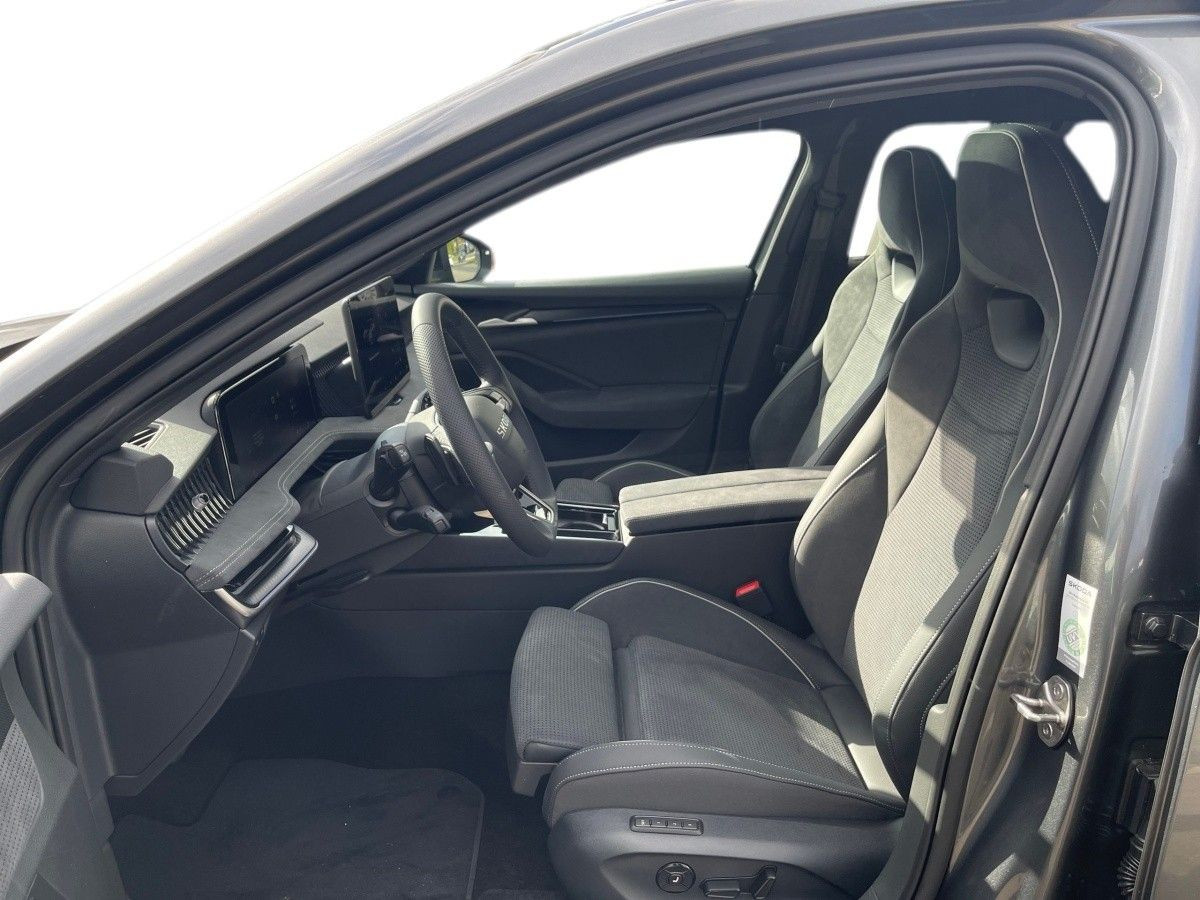 Skoda Superb Combi 2.0TDI Sportline DSG 4x4 Navi LED