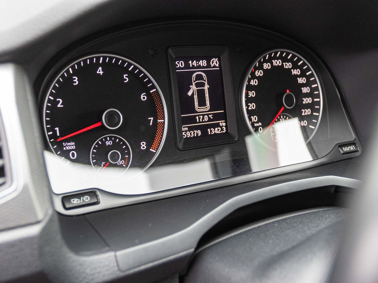 Volkswagen Caddy 1.4 TSI Comfortline DSG Navi Xenon Klimaautomatik GRA EPH AHK