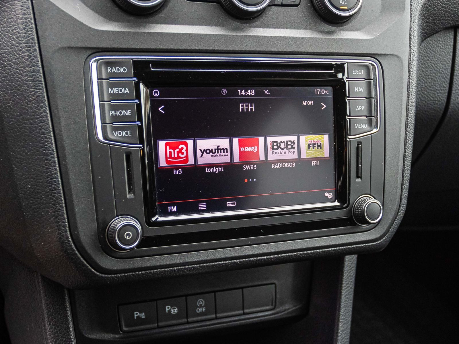 Volkswagen Caddy 1.4 TSI Comfortline DSG Navi Xenon Klimaautomatik GRA EPH AHK