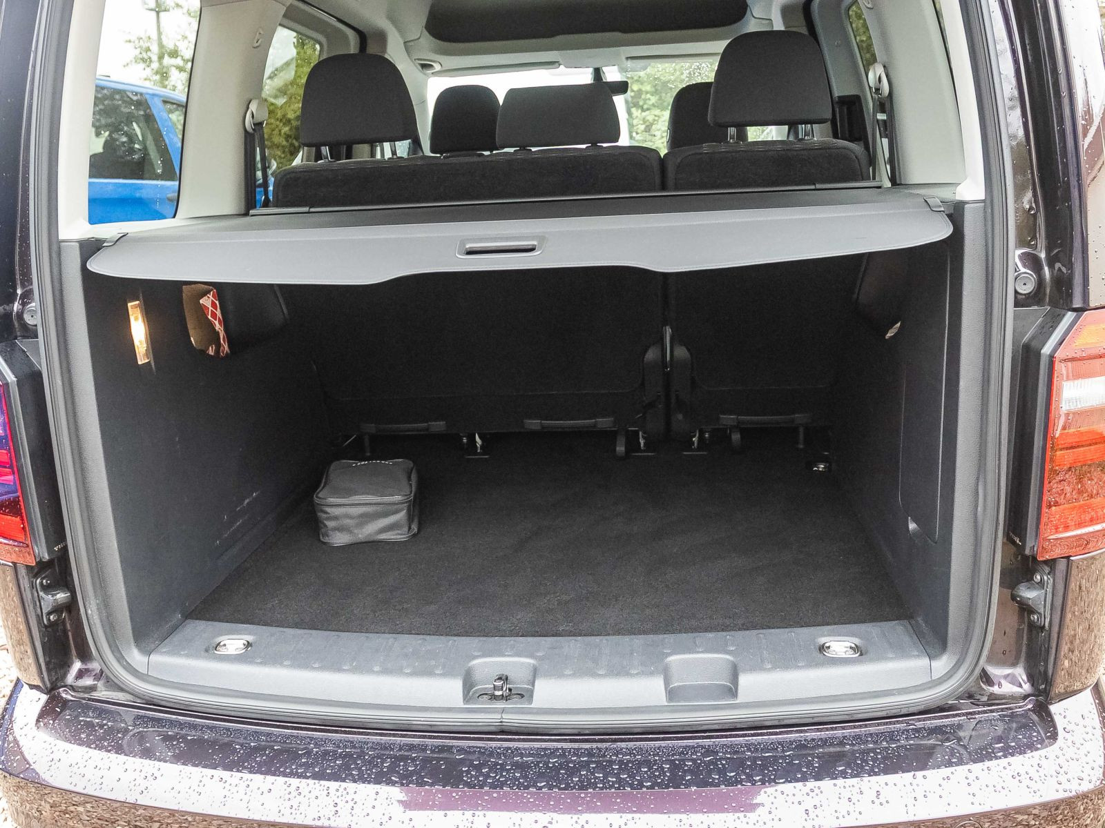 Volkswagen Caddy 1.4 TSI Comfortline DSG Navi Xenon Klimaautomatik GRA EPH AHK