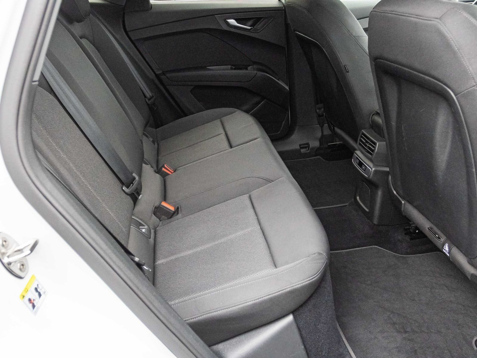 Audi Q4 Sportback e-tron 40 Automatik Navi LED ACC EPH Kamera Sitzhzg