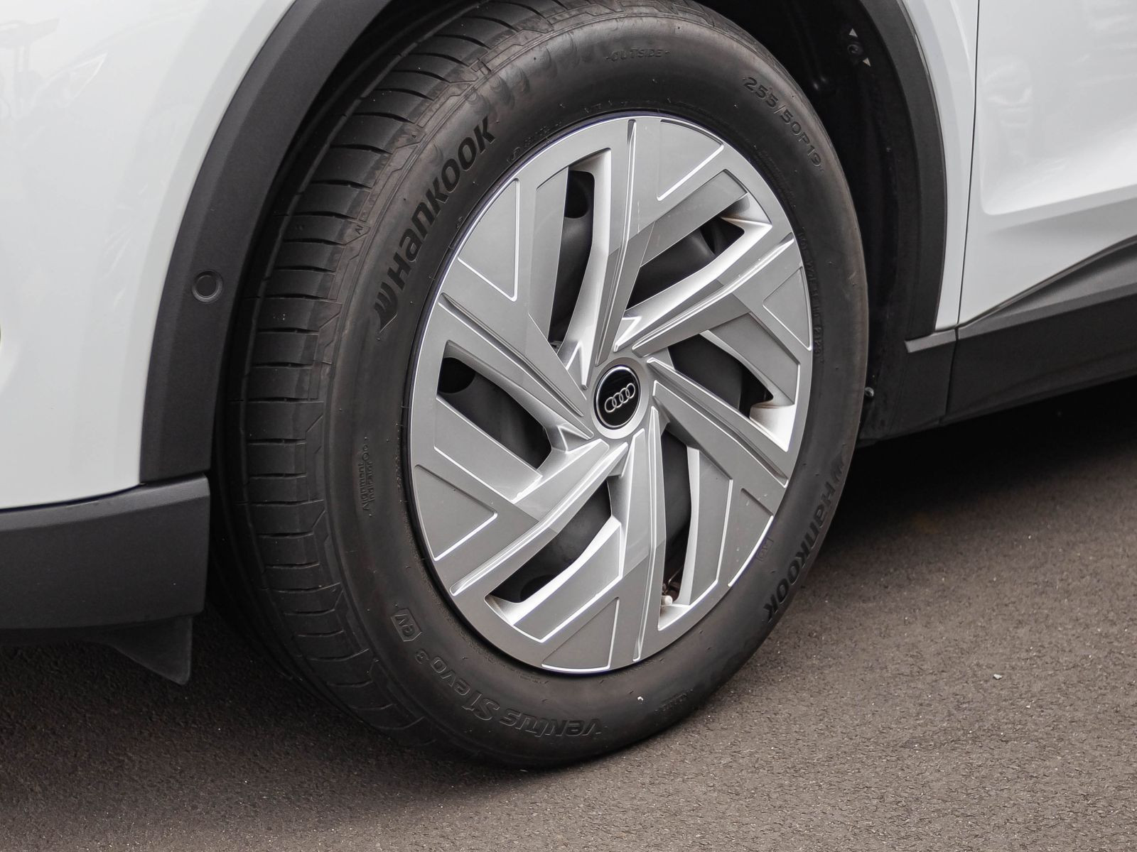 Audi Q4 Sportback e-tron 40 Automatik Navi LED ACC EPH Kamera Sitzhzg