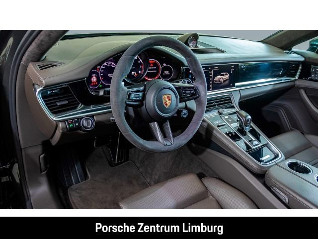 Porsche Panamera GTS Sport Turismo HA-Lenkung Nachtsicht