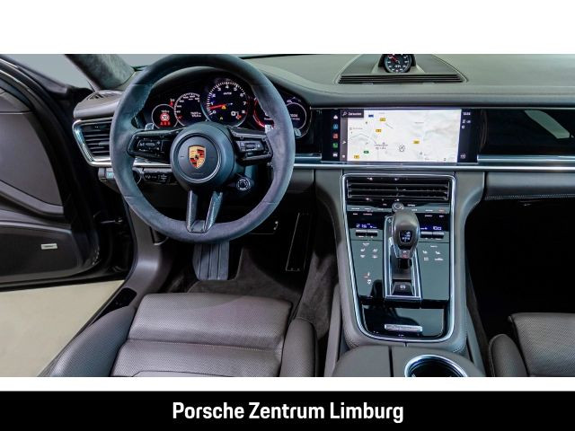 Porsche Panamera GTS Sport Turismo HA-Lenkung Nachtsicht