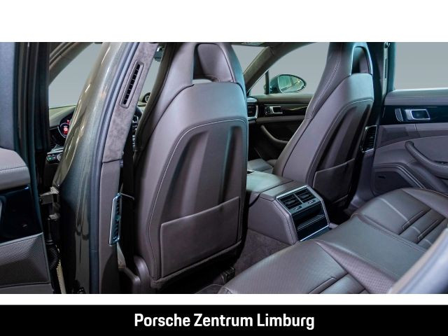 Porsche Panamera GTS Sport Turismo HA-Lenkung Nachtsicht