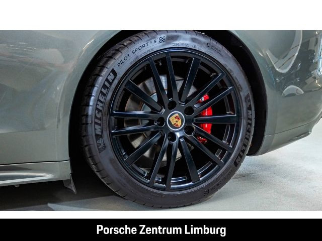 Porsche Panamera GTS Sport Turismo HA-Lenkung Nachtsicht