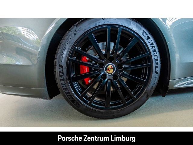 Porsche Panamera GTS Sport Turismo HA-Lenkung Nachtsicht