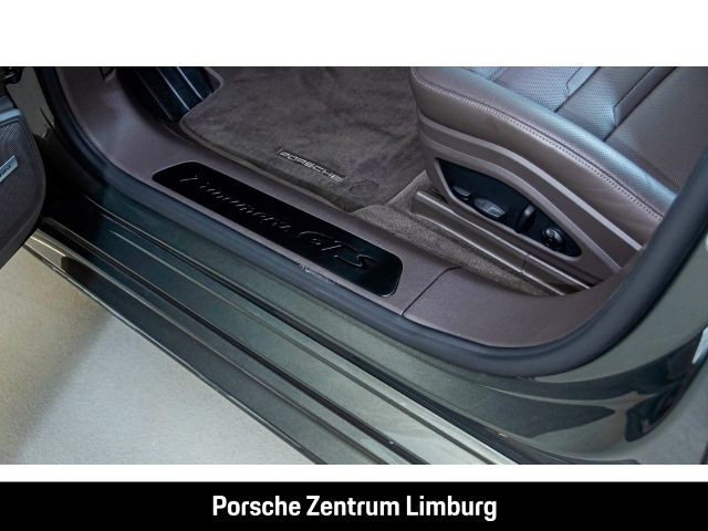 Porsche Panamera GTS Sport Turismo HA-Lenkung Nachtsicht