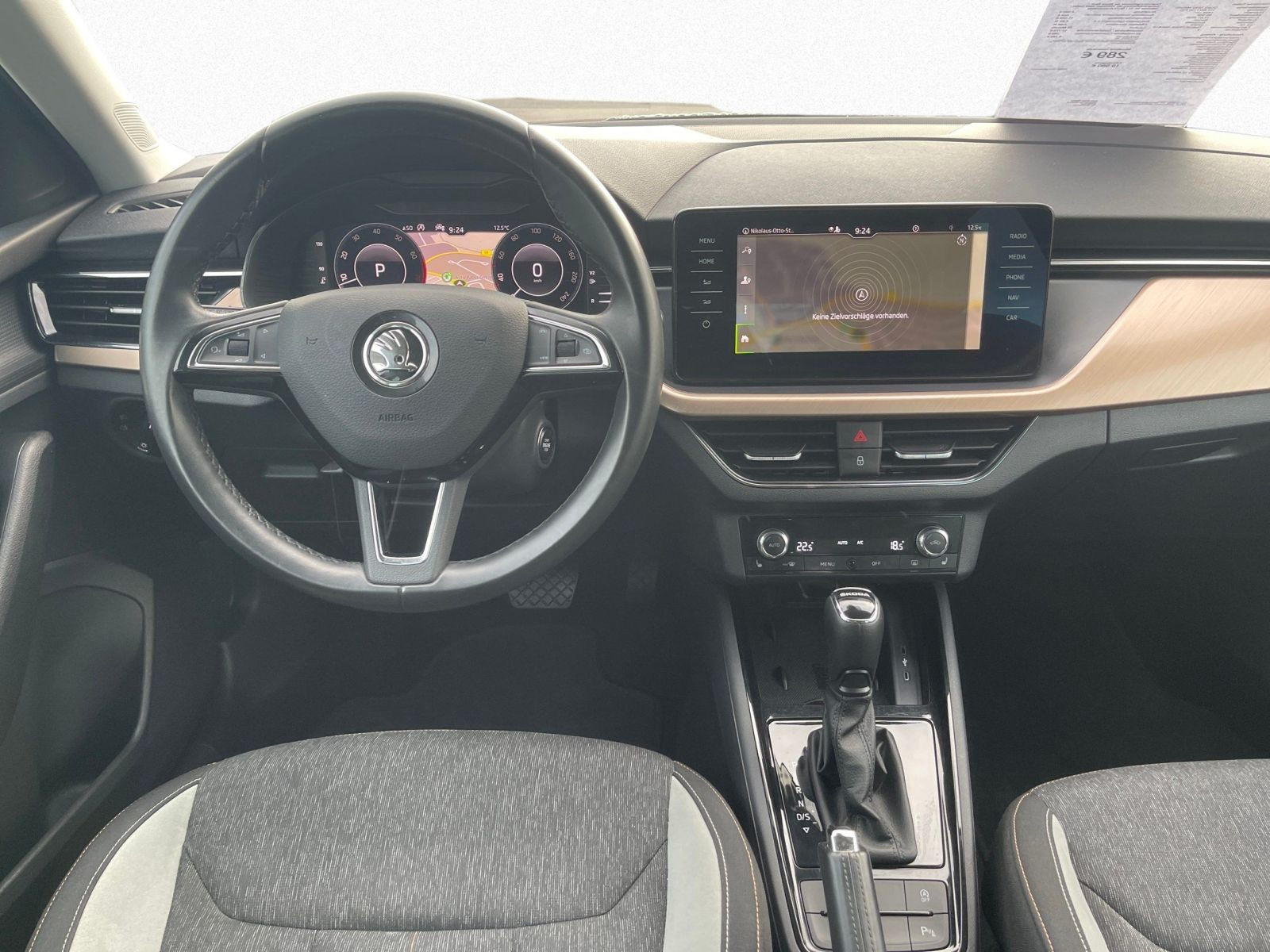 Skoda Kamiq Style 1.5 TSI DSG NAVI LED VIRTUAL GRA