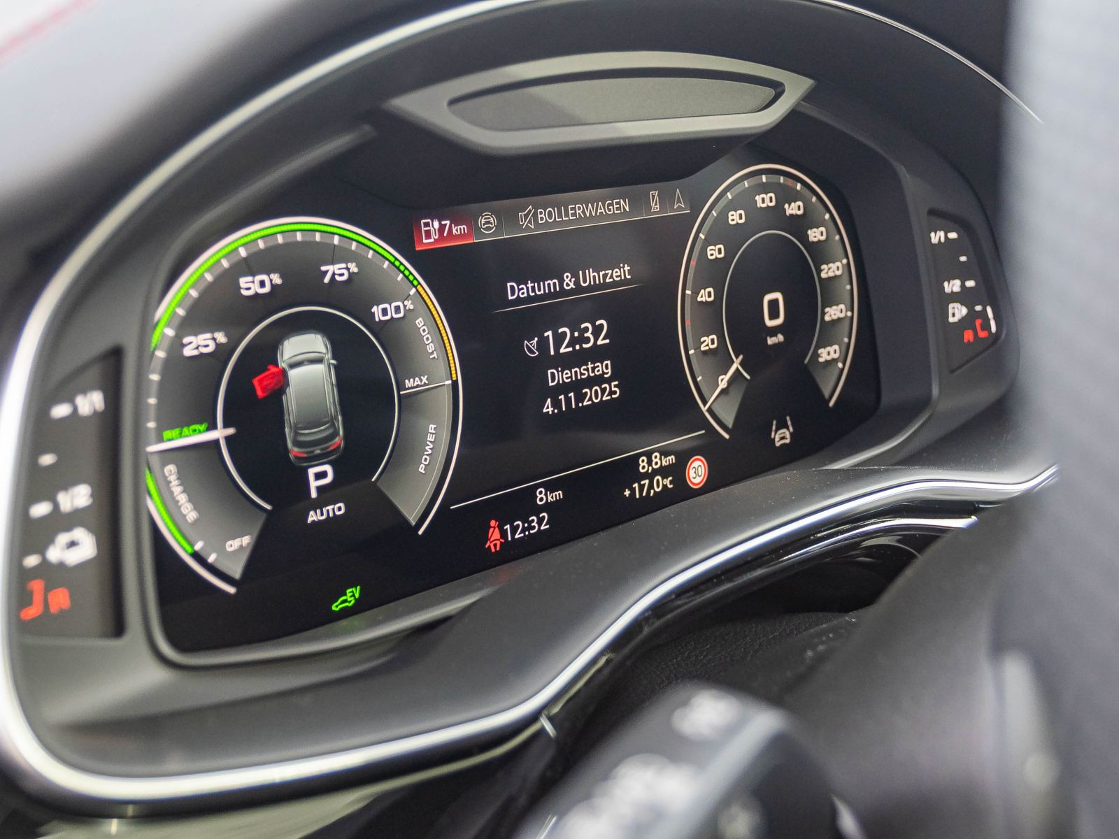 Audi Q7 SUV S line TFSI e quattro 360kW Pano B&O Massage Fahrwerkspaket AHK 