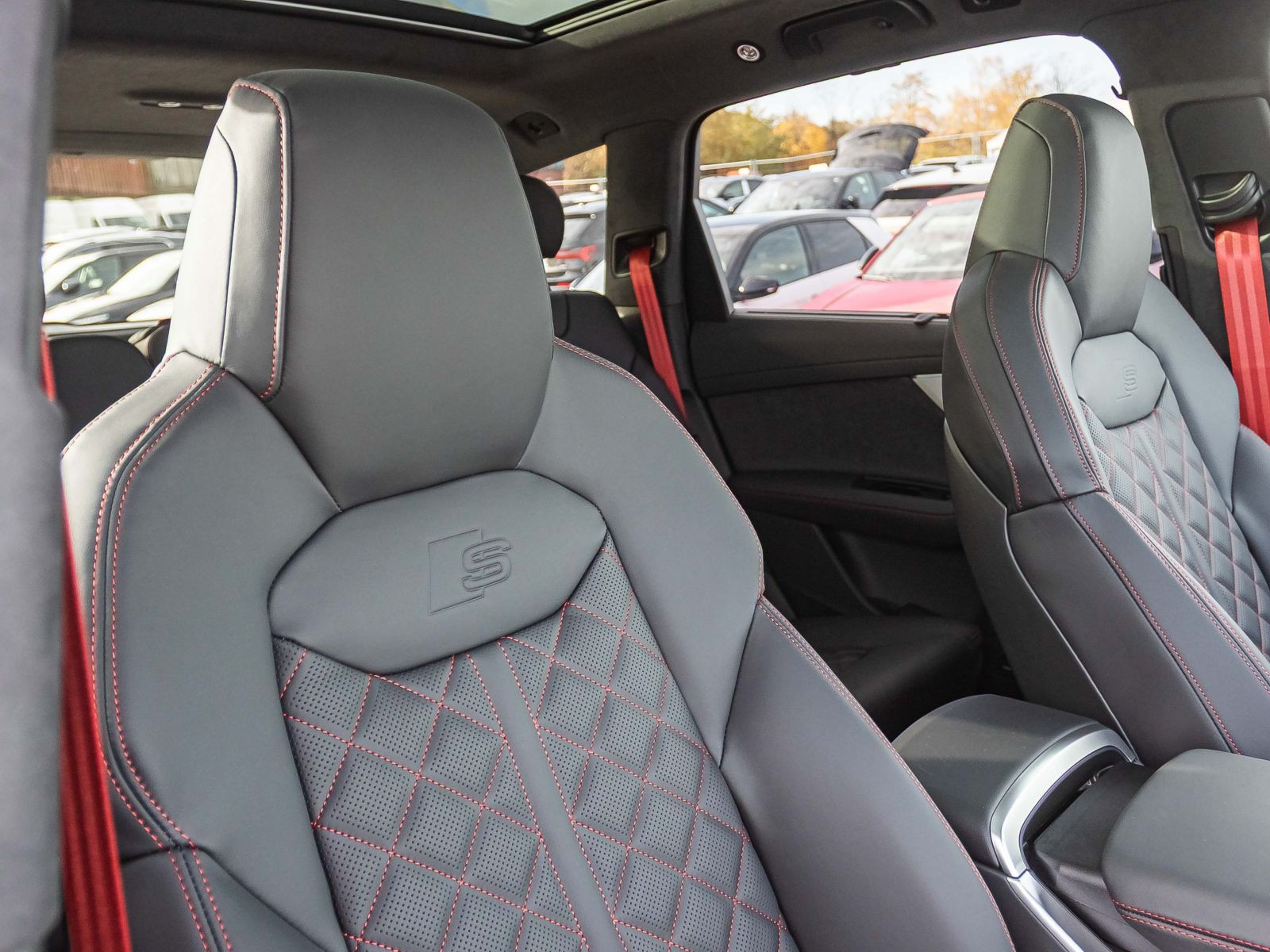 Audi Q7 SUV S line TFSI e quattro 360kW Pano B&O Massage Fahrwerkspaket AHK 