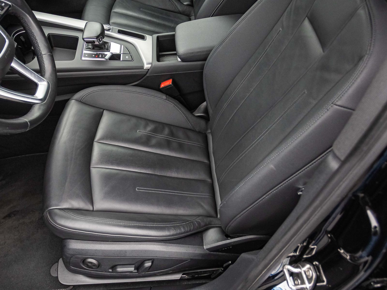 Audi A4 Avant Advanced 35TDI Stronic Navi LED Panorama ACC