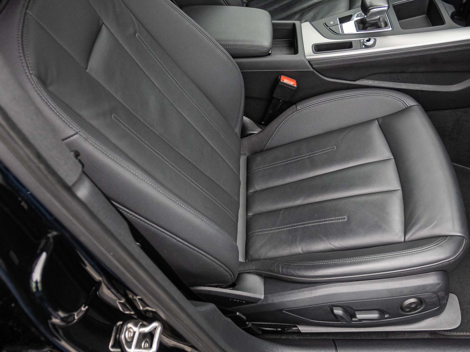 Audi A4 Avant Advanced 35TDI Stronic Navi LED Panorama ACC