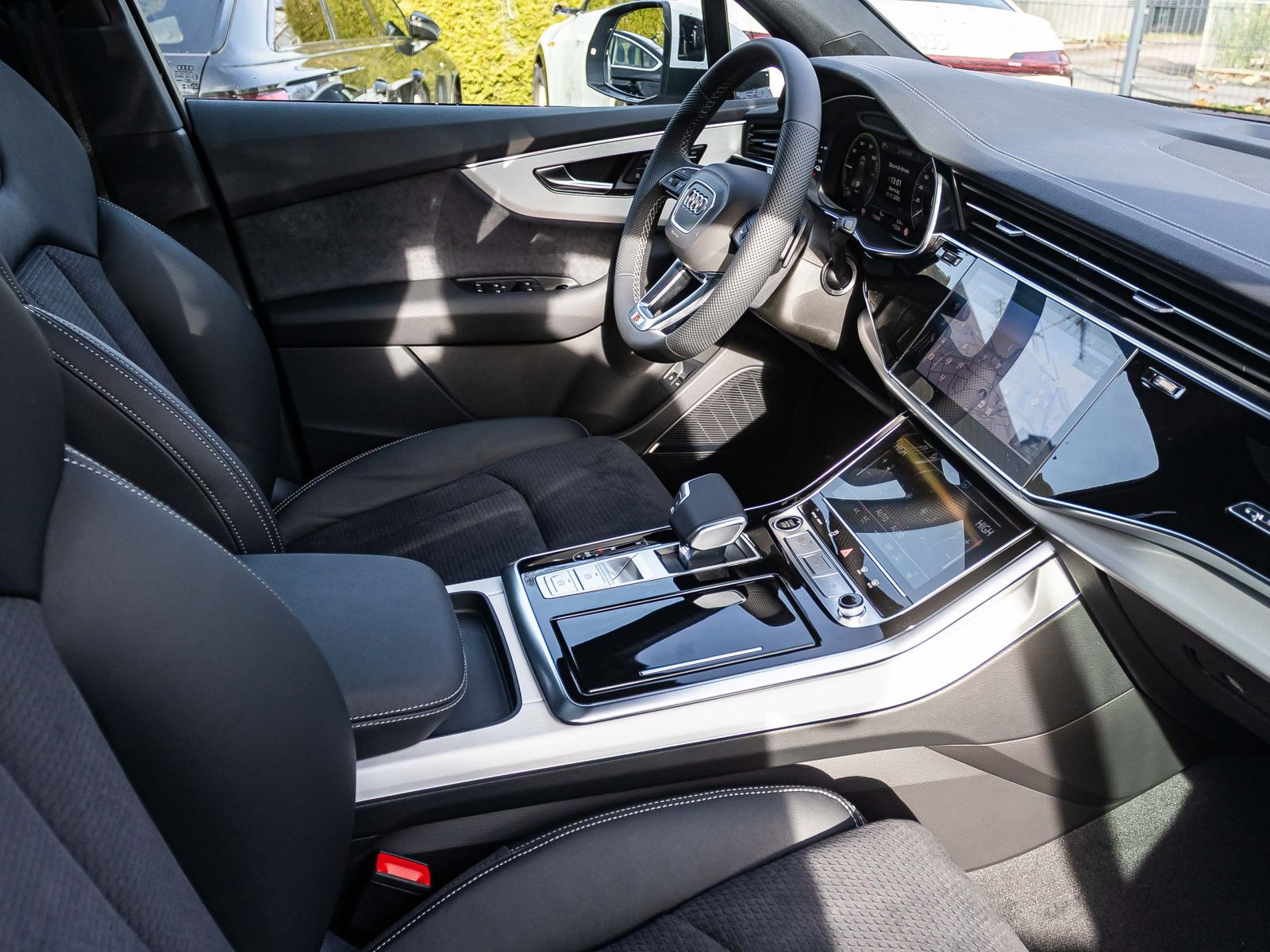 Audi Q7 SUV S line TFSI e quattro 290kW  Allradlenkung Pano matrix B&O AHK