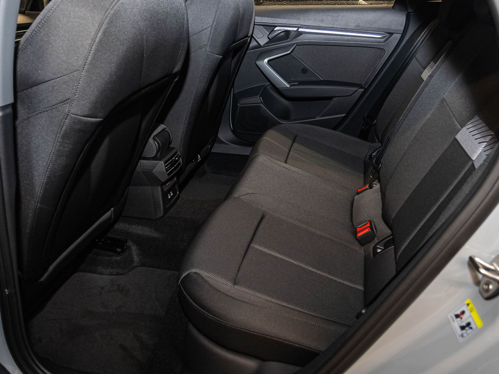 Audi A3 Sportback advanced TFSI 110kW Komfort-Business-Paket  LED