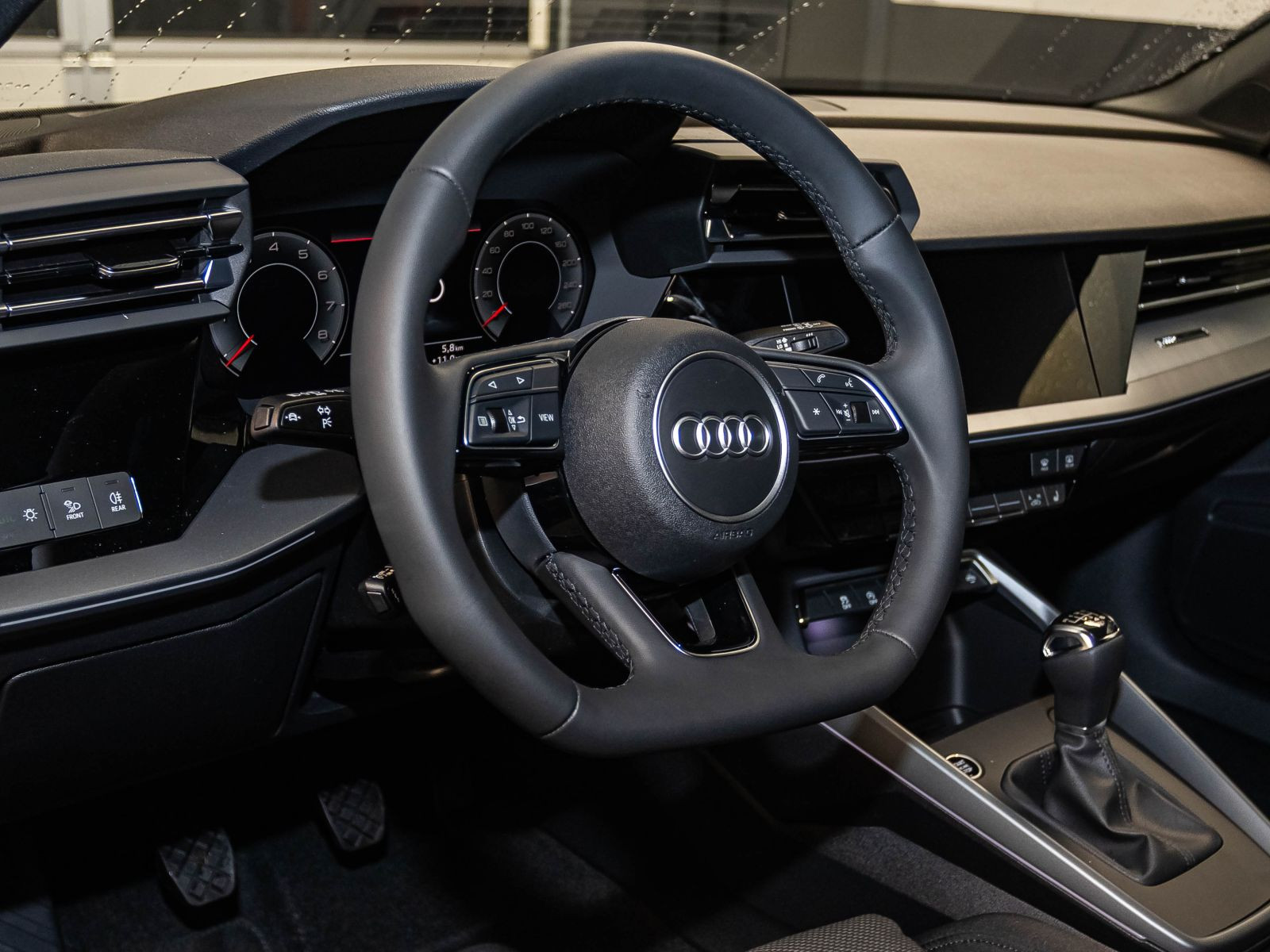 Audi A3 Sportback advanced TFSI 110kW Komfort-Business-Paket  LED