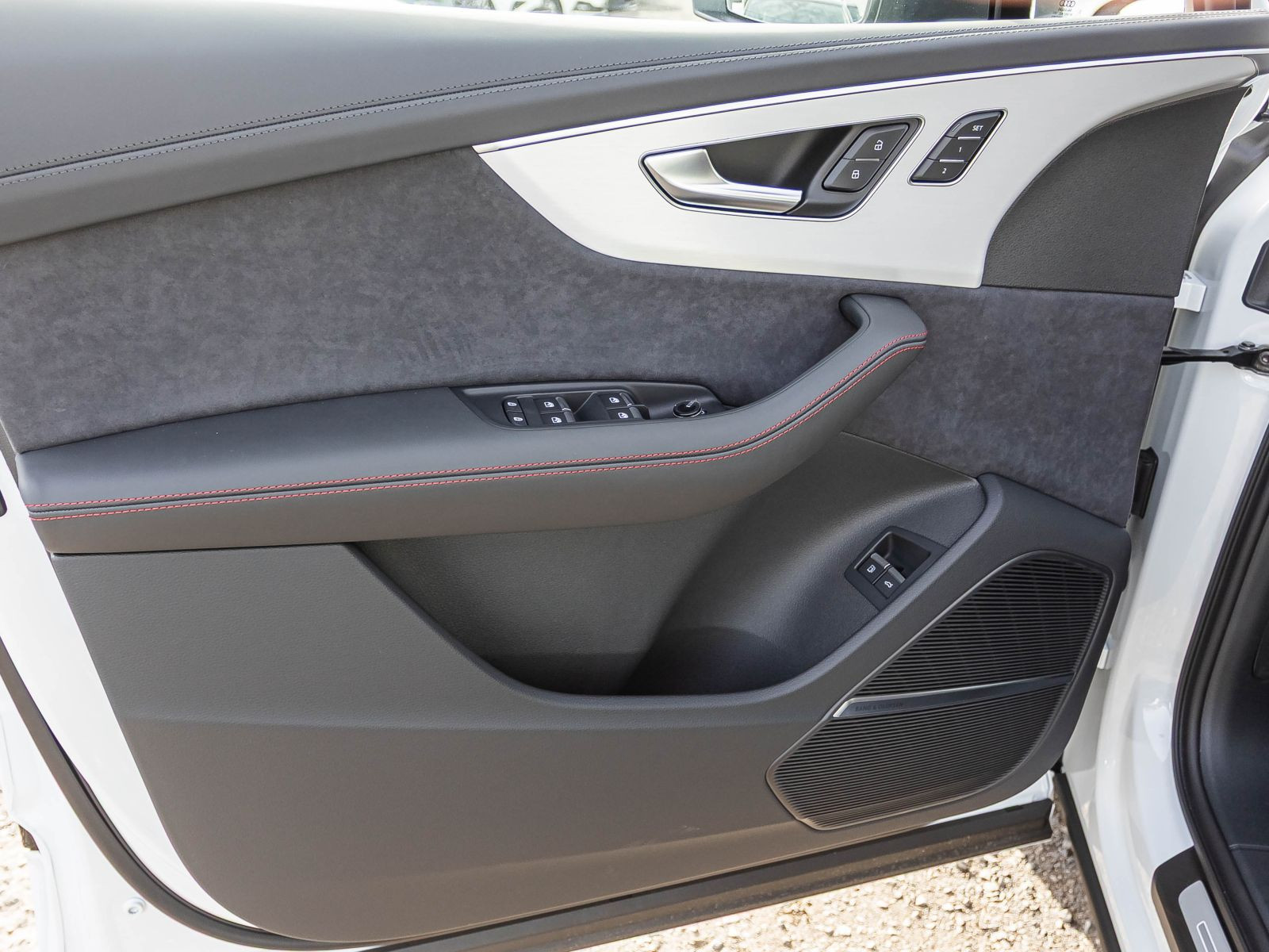 Audi Q7  S line TFSI e quattro 360 kW AHK Pano HuD 21"