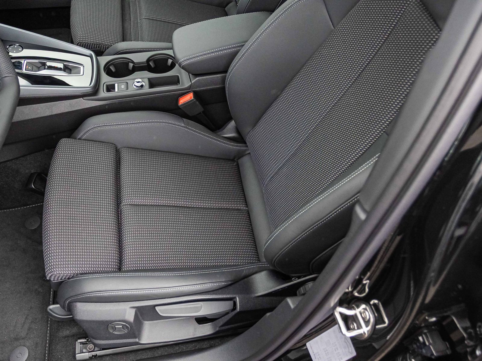 Audi A3 Sportback advanced TDI 150PS Stronic Business Plus 18"