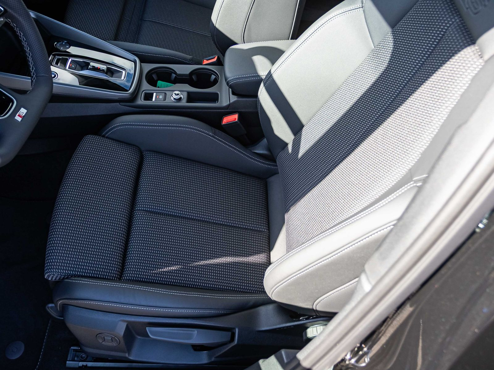 Audi A3 Sportback advanced TDI 110 kW S-tronic S-Interieur Business 18"