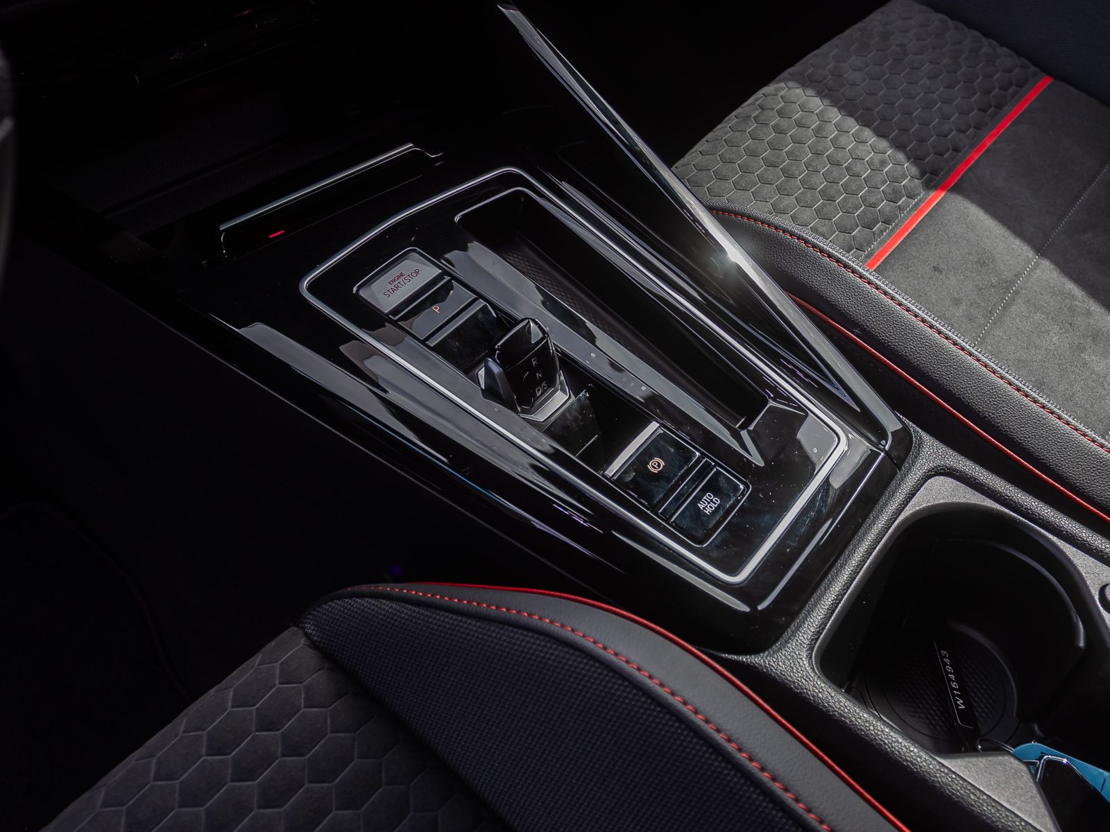 Volkswagen Golf VIII GTI Clubsport 2.0 TSI DSG, Navi, LED-Matrix, Rückfahrkamera, App-Connect