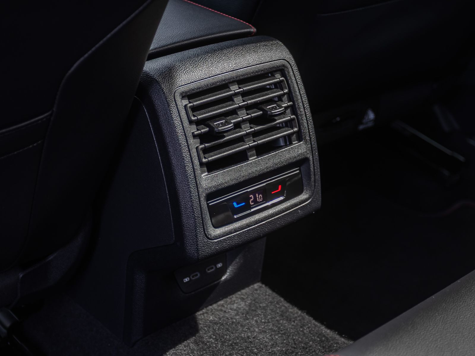 Volkswagen Golf VIII GTI Clubsport 2.0 TSI DSG, Navi, LED-Matrix, Rückfahrkamera, App-Connect