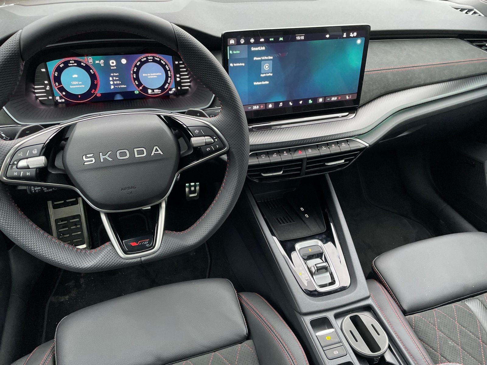 Skoda Octavia Combi RS 2.0 TSI DSG AHK LED HuD Area View