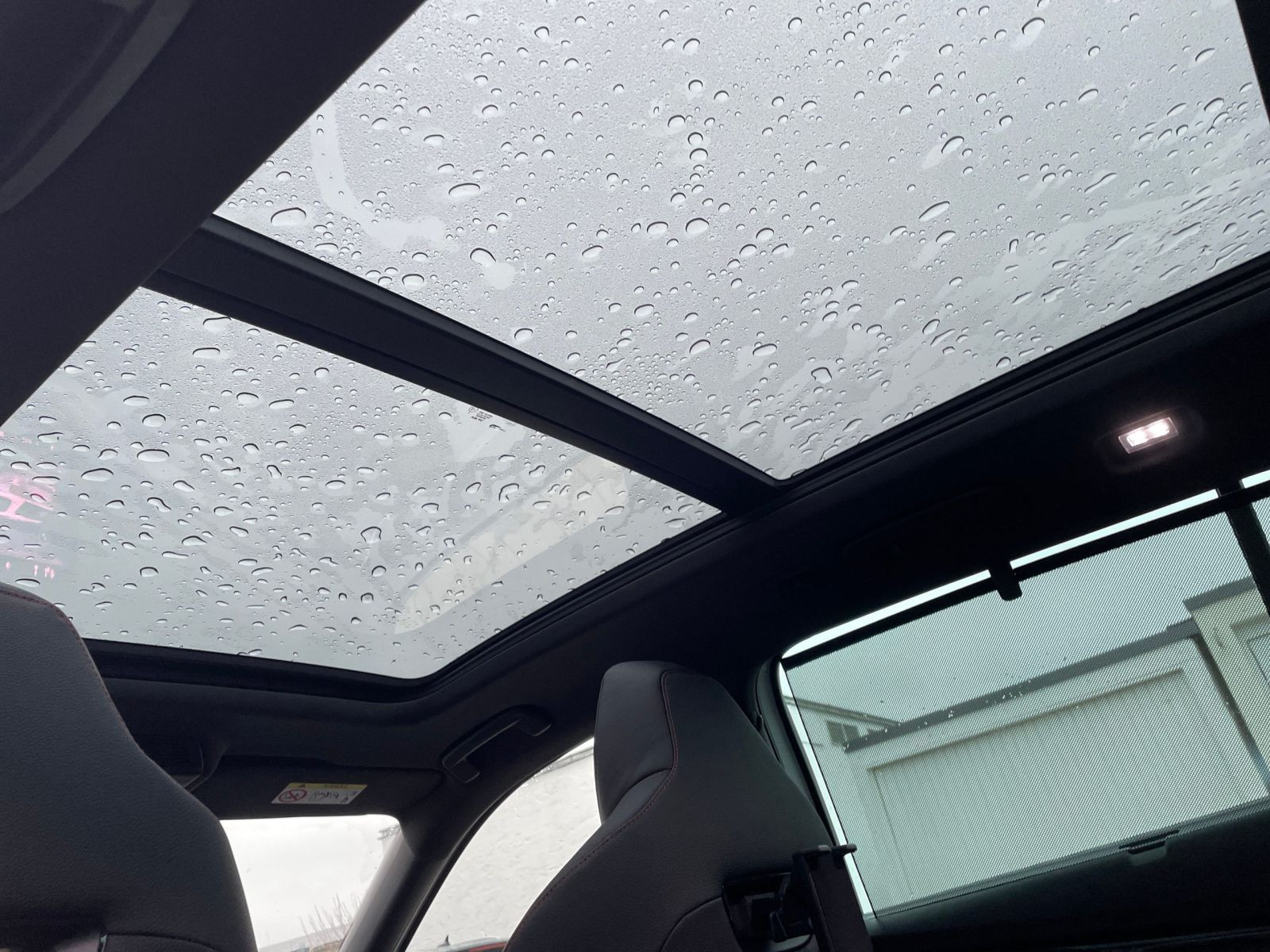 Skoda Octavia Combi RS 2.0 TSI DSG AHK LED HuD Area View