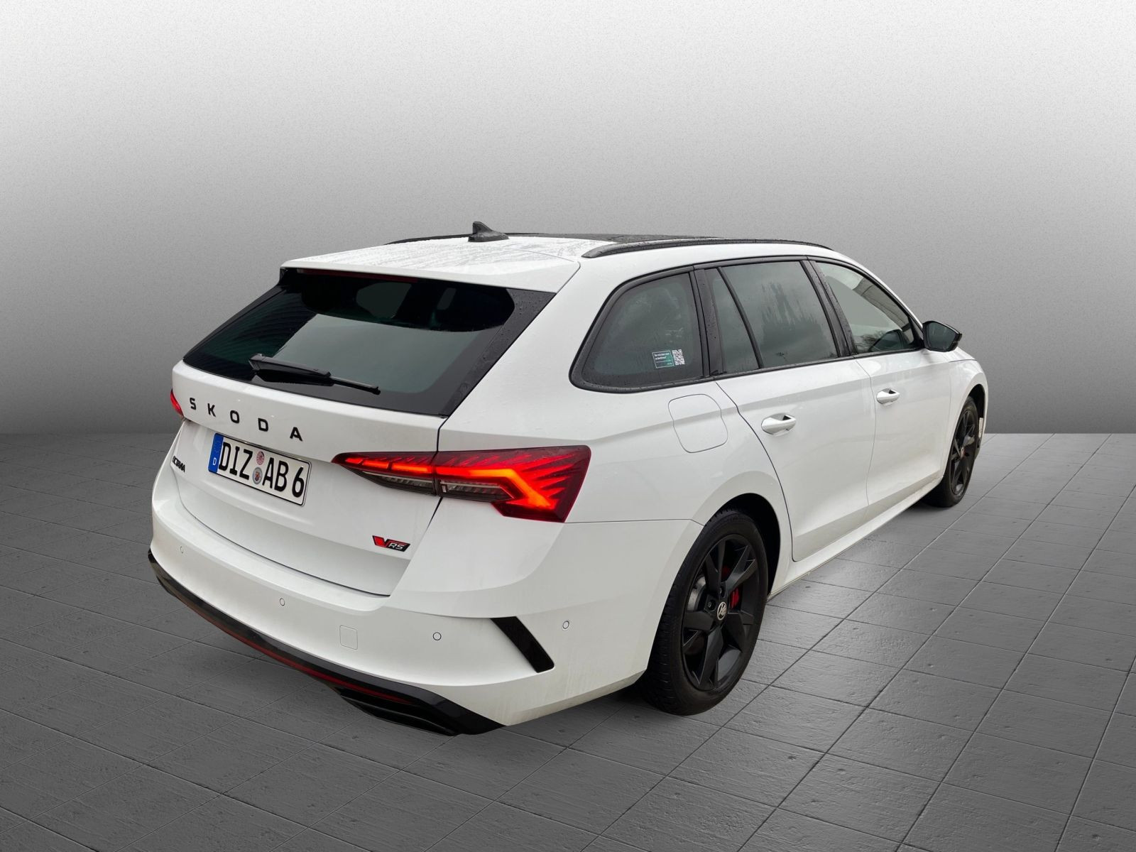 Skoda Octavia Combi RS 2.0 TSI DSG AHK LED HuD Area View